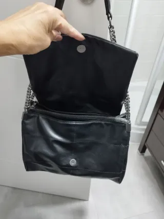 Bolso negro Zara
