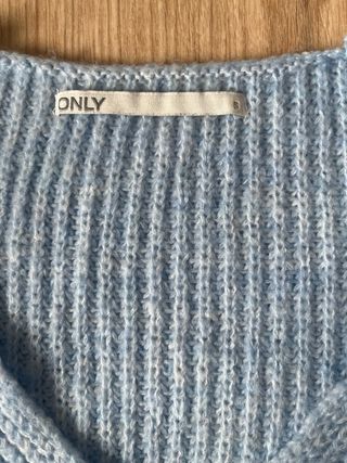 Jersey de punto marca Only cuello V