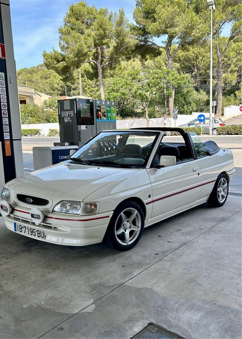 Ford Escort Cabrio XR3i 1994 - foto 1