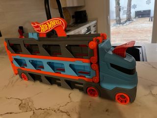 Camión Pista Hot Wheels