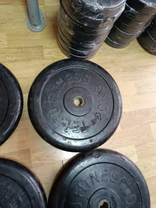 4 discos 20kg caucho 28mm