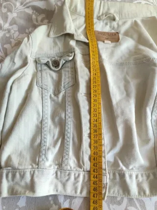 Cazadora vaquera Hollister beige mujer