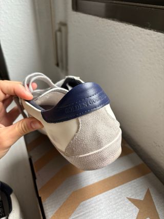 Golden Goose Sneakers Blancas y Grises