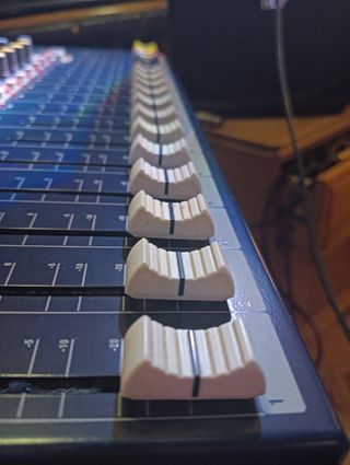 Mesa de Mezclas Soundcraft EFX 12