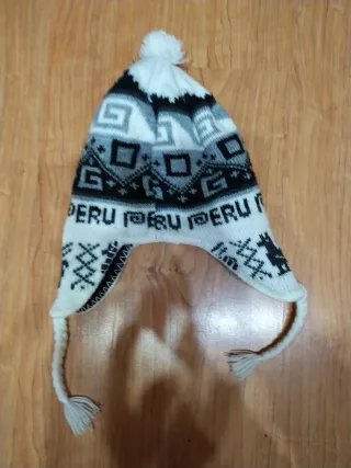 Gorro de lana tejido PERU