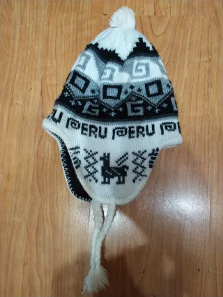 Gorro de lana tejido PERU
