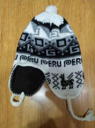 Gorro de lana tejido PERU