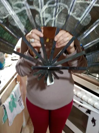 Abanico artesanal de bambú