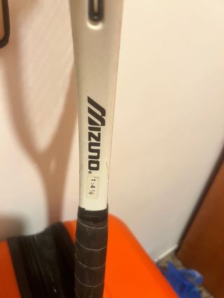 Raqueta Mizuno