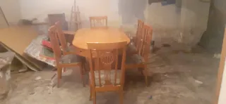 Conjunto mesa y 6 sillas madera