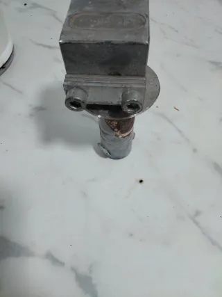 Candado de persiana metálico 40€ y 50€ casa uno