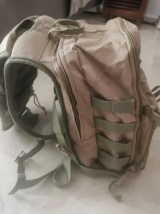 Mochila Táctica Molle Beige y Verde Militar