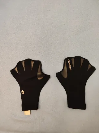 Guantes de neopreno para natación