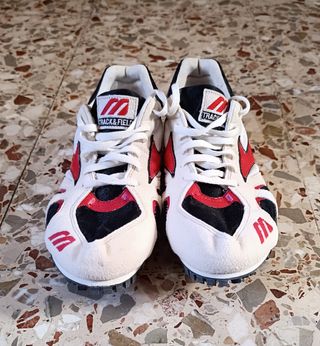 Zapatillas Mizuno Atletismo (con clavos)