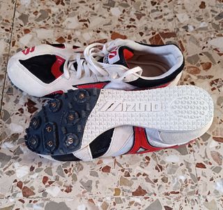 Zapatillas Mizuno Atletismo (con clavos)