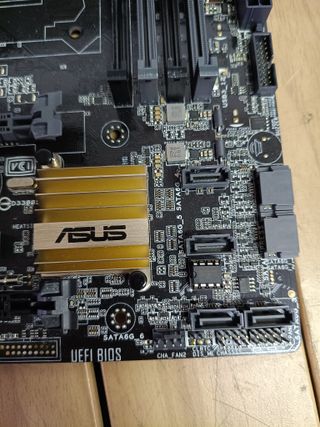 Placa base ASUS B150M-C LGA1151 PCI-E 4xDIMM DDR4