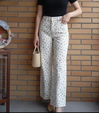 Zara Vaqueros Anchos Estampados