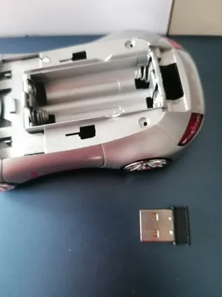 Mini Mouse a forma di auto, nuovo