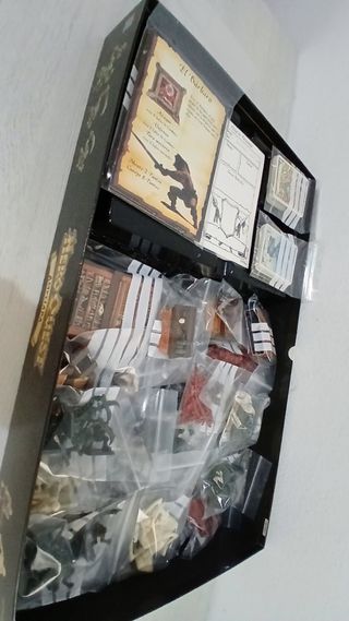 Envio Edic. AMPLIADA Y RENOVADA HEROQUEST (Nuevo)