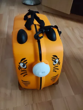 Maleta Trunki infantil naranja NUEVA