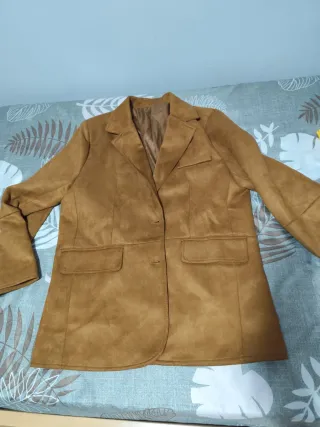 Chaqueta de ante marrón