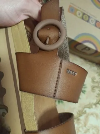 Sandalias Reef Marrones y Beige