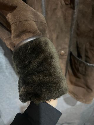 Montone in vera pelle marrone