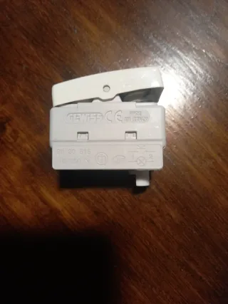 Pulsador con piloto GEWIS