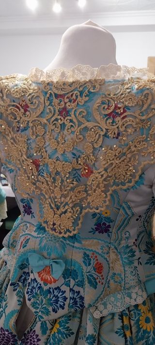 Traje de Fallera Oro y Multicolor