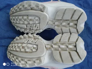 Zapatillas Fila Niña Blancas y Rosas