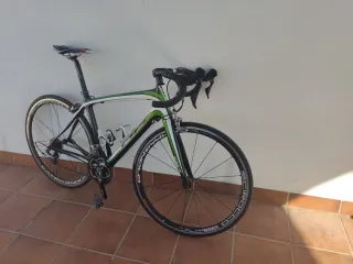 Bicicleta de carretera BH