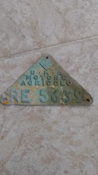 Targa UMA Motori Agricoli D'epoca RE 5639