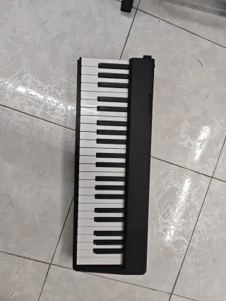 Piano Digital con Teclas Sensibles