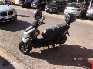 Yamaha Majesty 125cc Negro mate listo para andar b