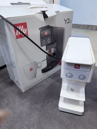 Cafetera Illy iperEspresso Blanca