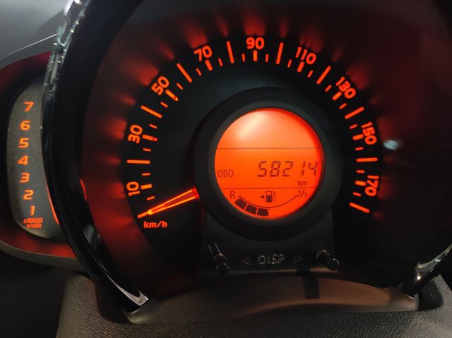 Peugeot 108 Top! Allure 1.2 PureTech 82