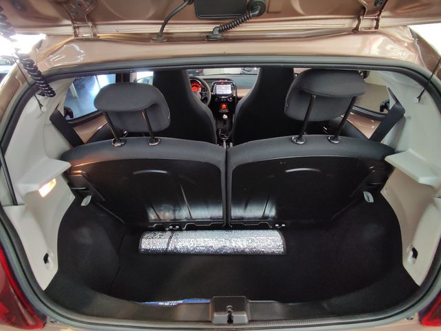 Peugeot 108 Top! Allure 1.2 PureTech 82