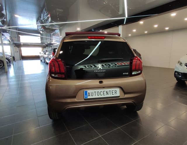 Peugeot 108 Top! Allure 1.2 PureTech 82