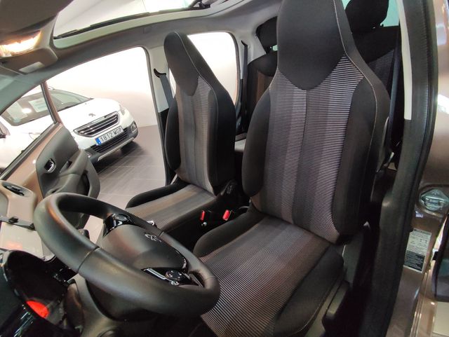 Peugeot 108 Top! Allure 1.2 PureTech 82