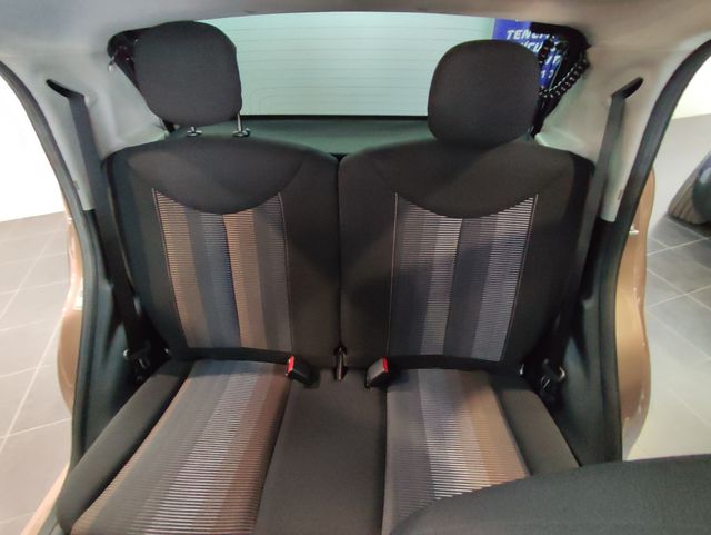 Peugeot 108 Top! Allure 1.2 PureTech 82