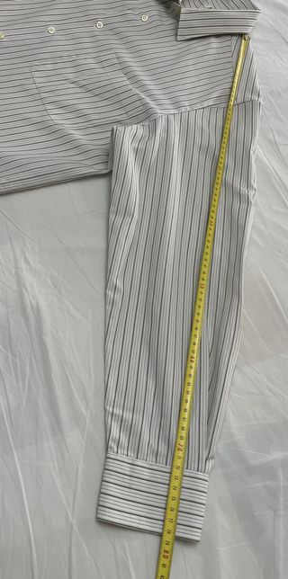 Camisa Mirto de vestir rayas gris y blanco.