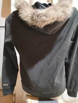 Felpa con cappuccio e pelliccia donna