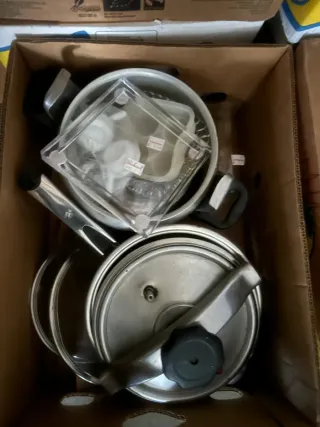 Lote de sartenes y utensilios de cocina