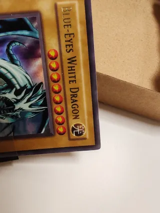 Blue-Eyes White Dragon LOB-001 Yu-Gi-Oh! Carta