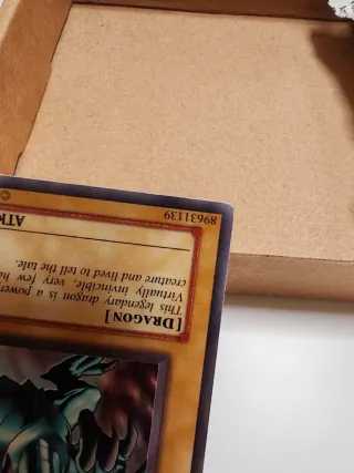 Blue-Eyes White Dragon LOB-001 Yu-Gi-Oh! Carta