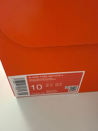 Tenis Nike Free Metcon 5 Morado talla 42.