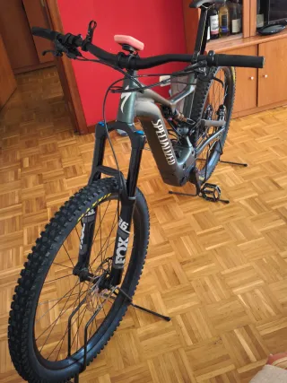 Bicicleta de montaña eléctrica