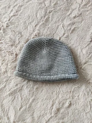 Berretto per bambini grigio in tessuto