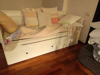 Cama Diván IKEA HEMNES Blanca