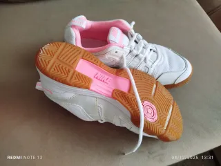 Zapatillas Nike Mujer Blancas y Rosas